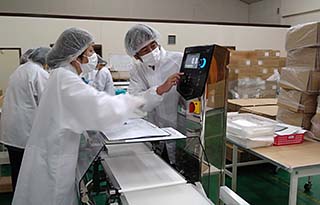 現場立ち上げ、パートスタッフへ説明